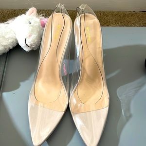 Used Size 10 women heels